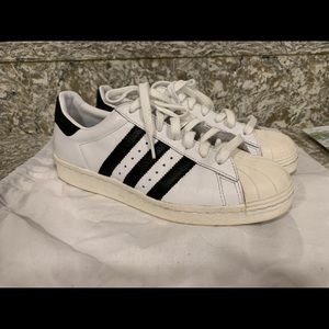 SOLD Adidas superstar sneakers